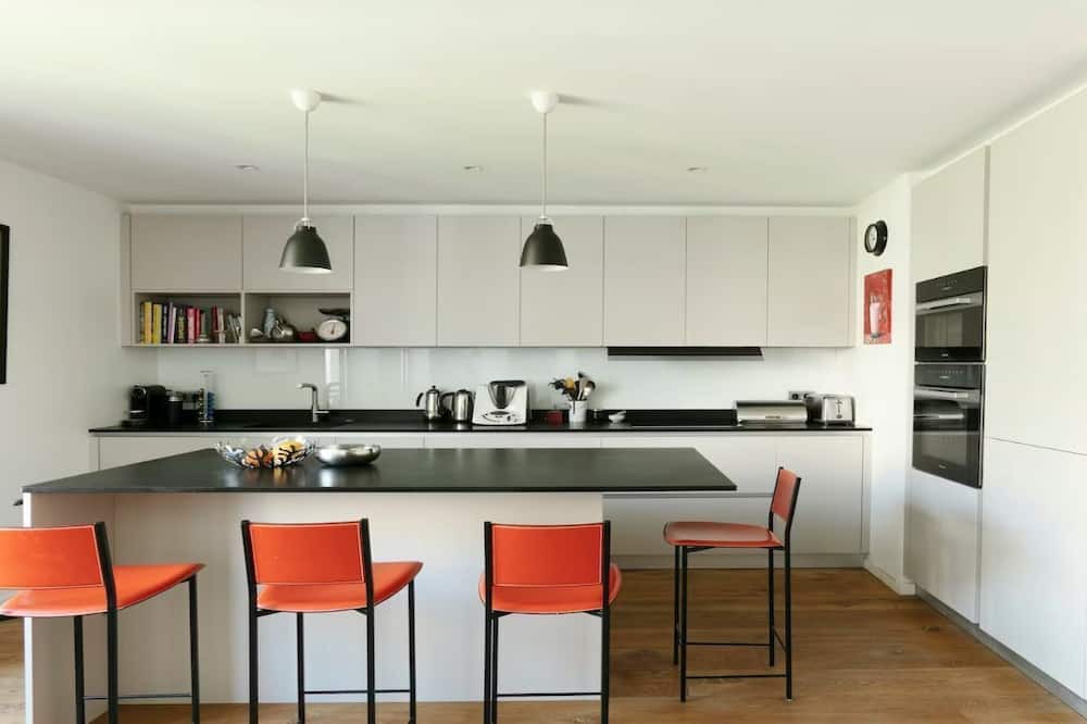 Photo of Kitchen in Quartier du Gros-Caillou