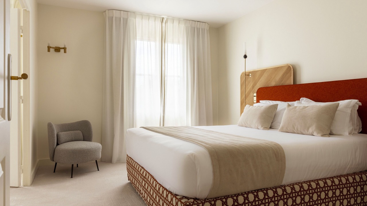 Photo of Bedroom in Le Plessis-Robinson