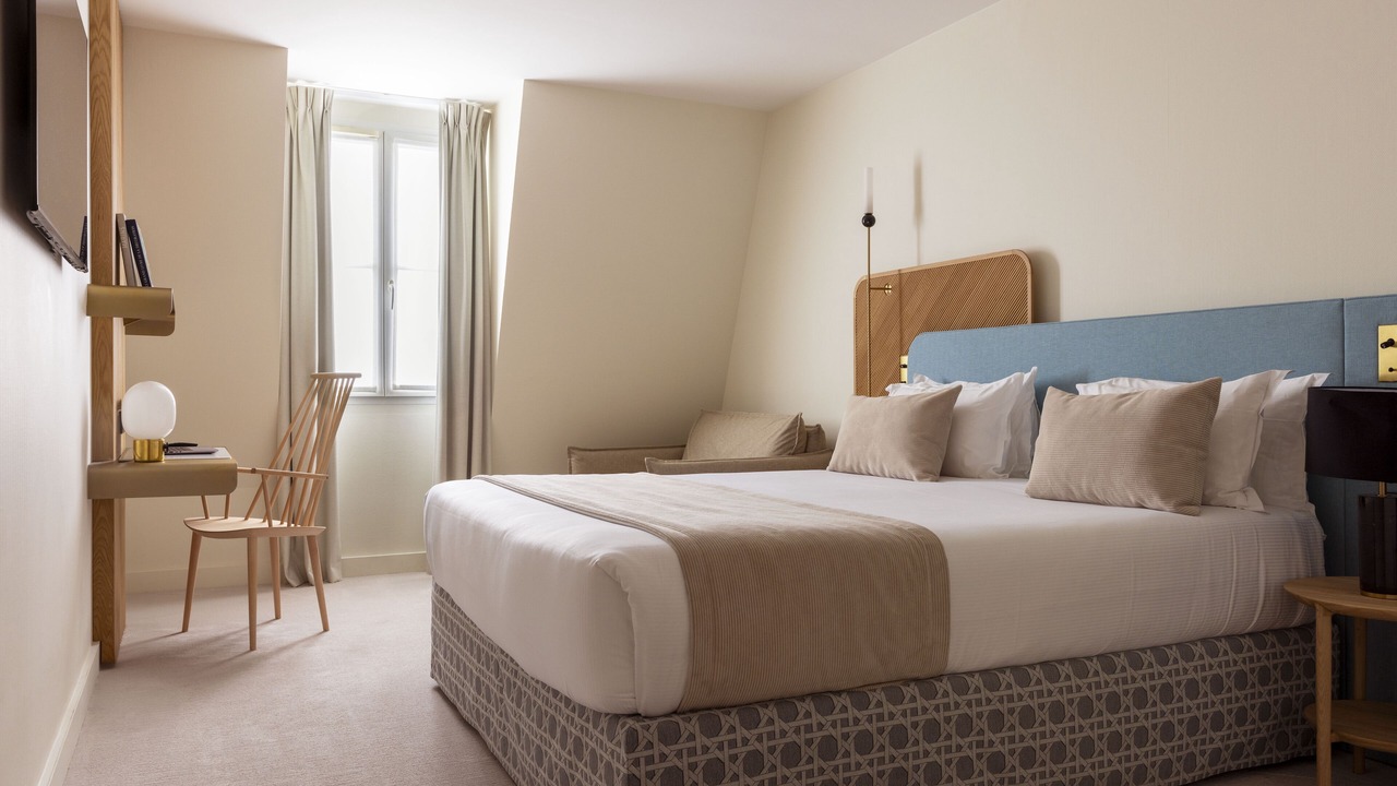 Photo of Bedroom in Le Plessis-Robinson