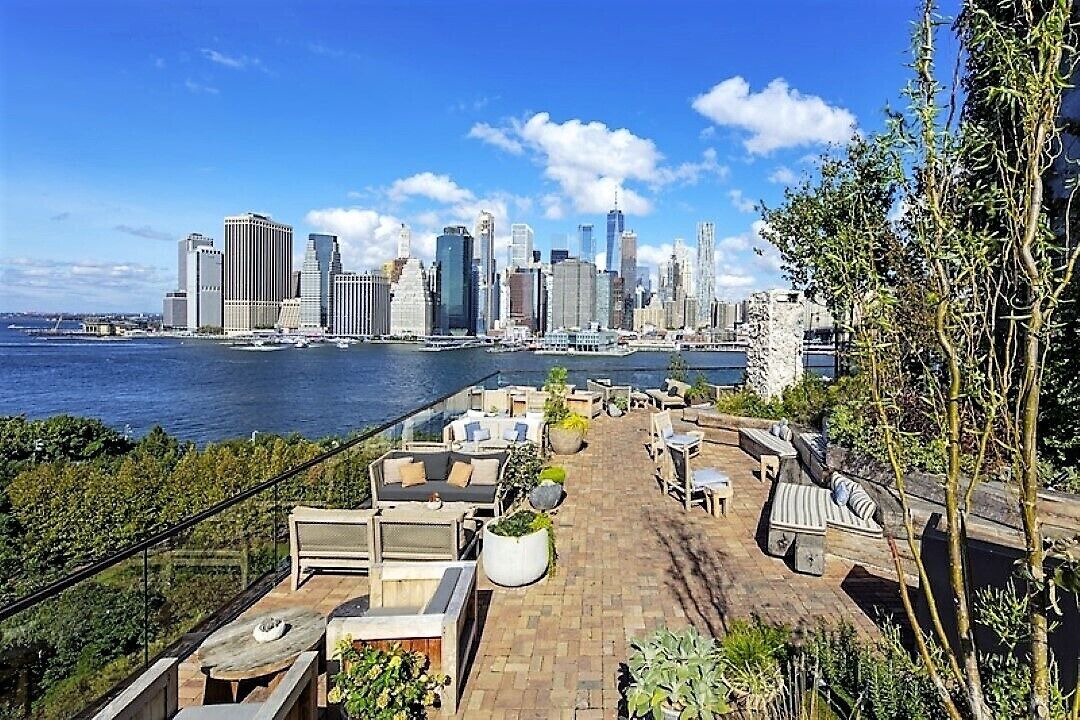 Photo of Patio Balcony in Brooklyn Heights