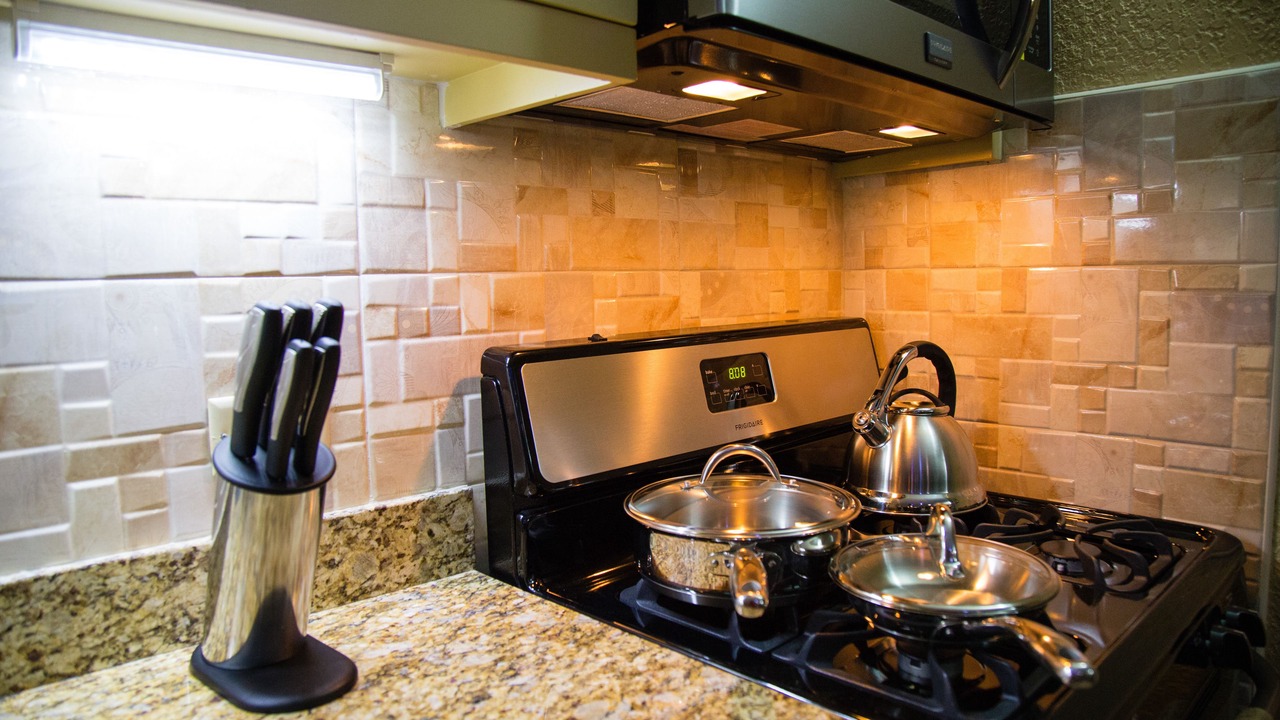 Photo of Kitchen in Mona
