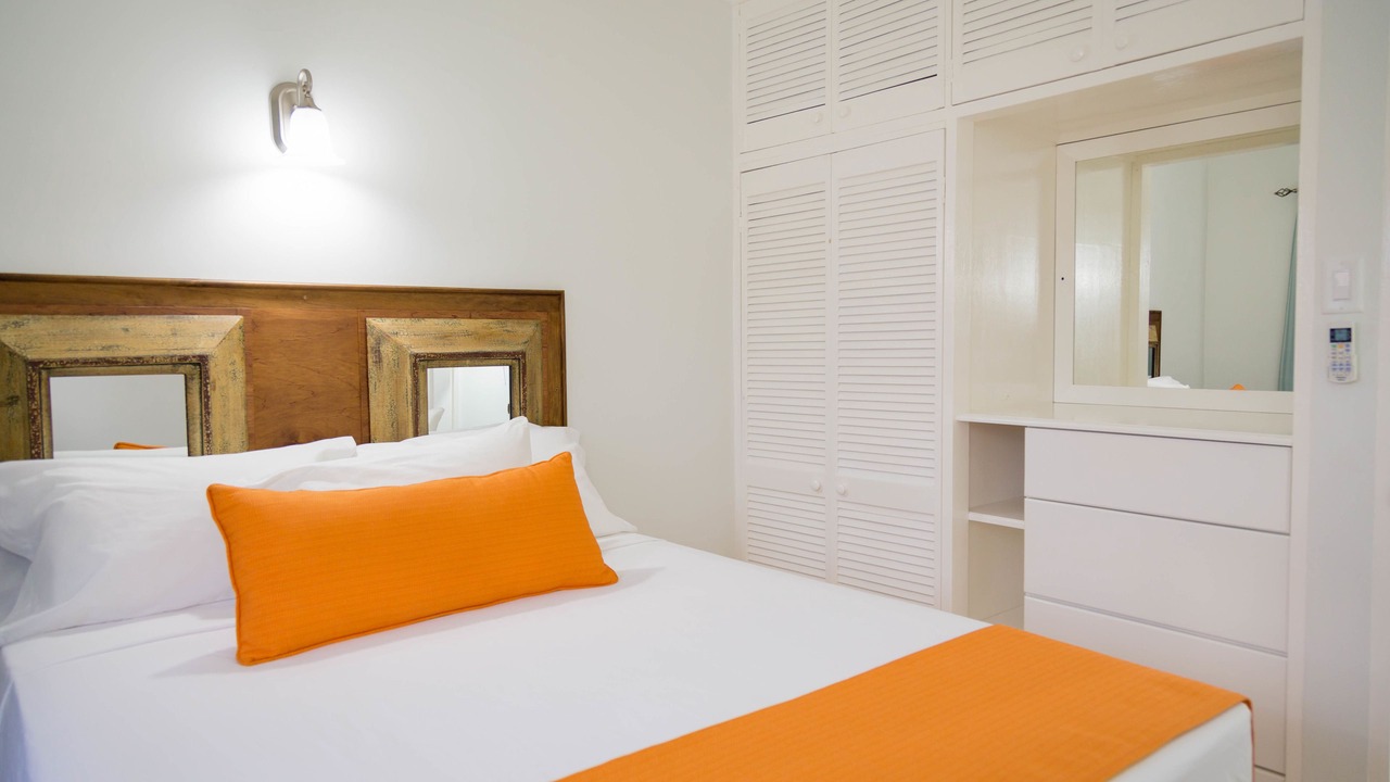 Photo of Bedroom in Molynes Gardens