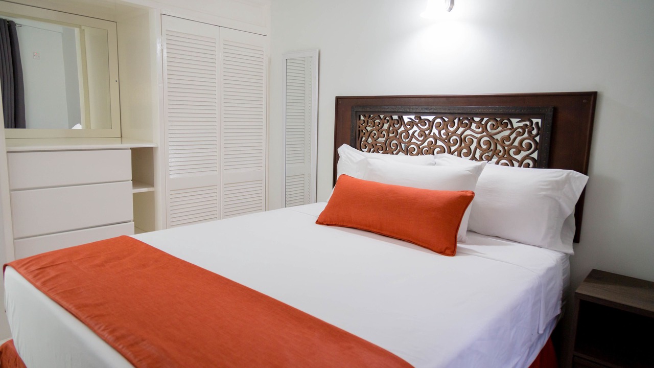 Photo of Bedroom in Molynes Gardens