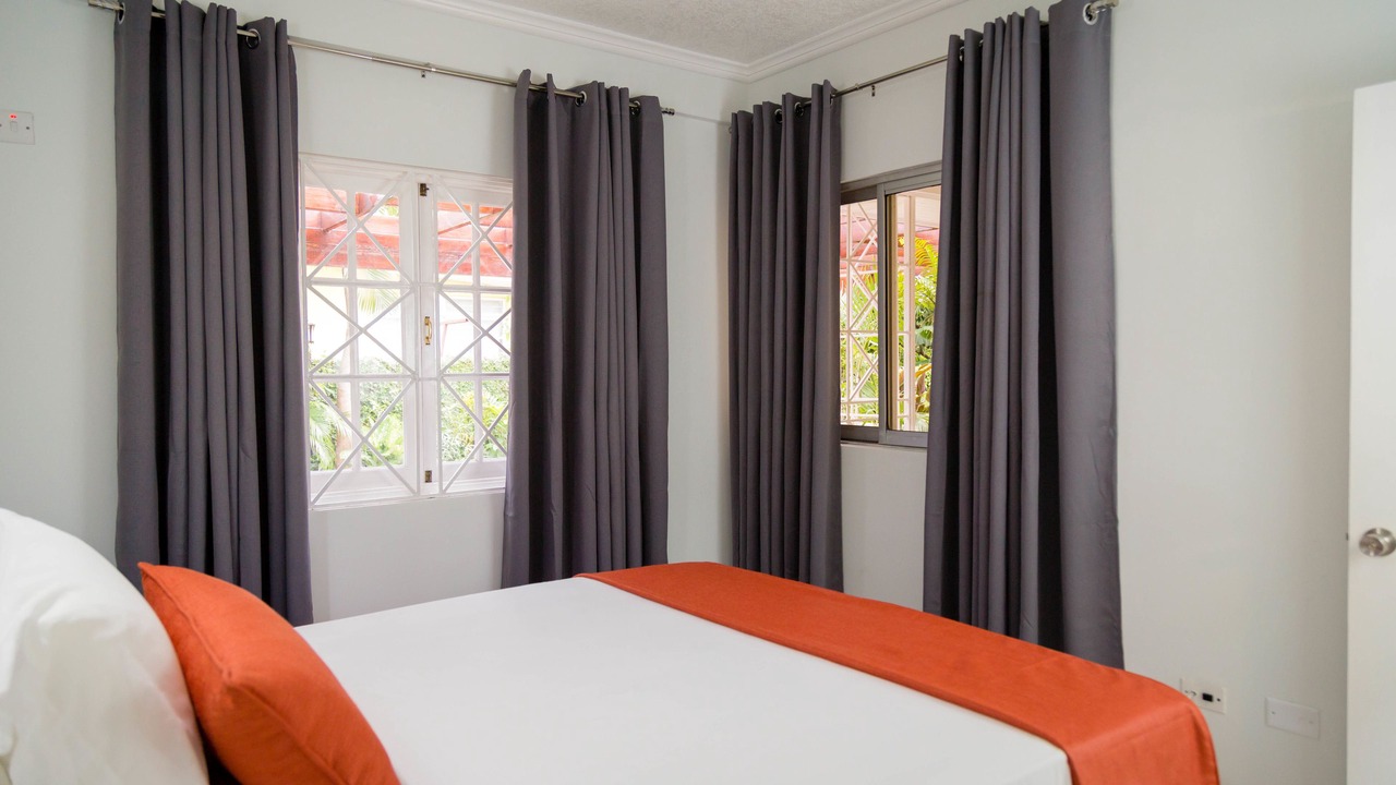Photo of Bedroom in Molynes Gardens