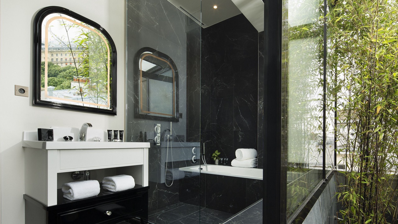 Photo of Bathroom in Quartier des Invalides