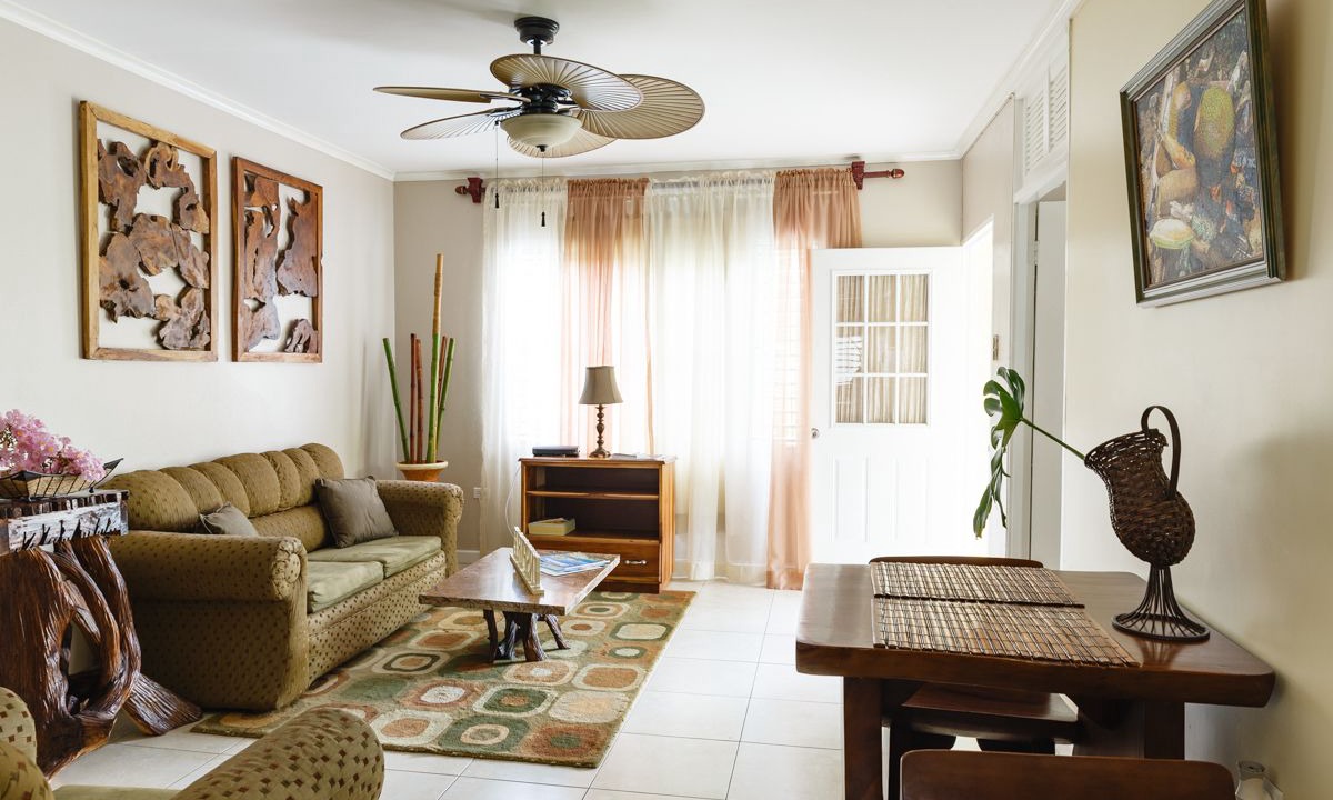 Photo of Livingroom in Beverly Hills