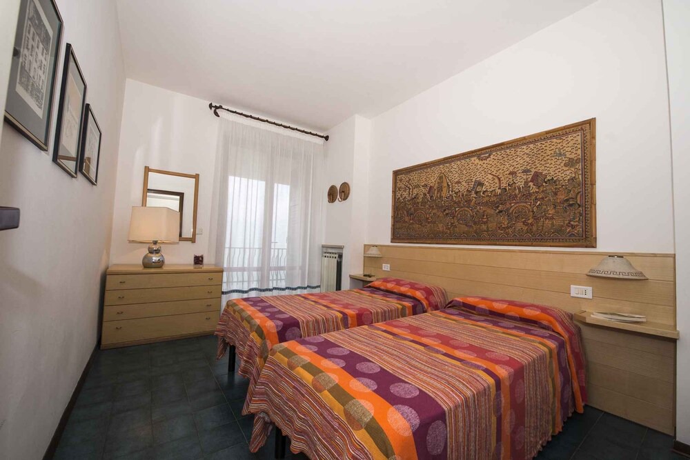 Photo of Bedroom in Frader
