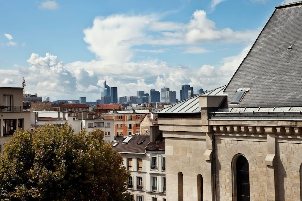 Photo of Others in Clichy