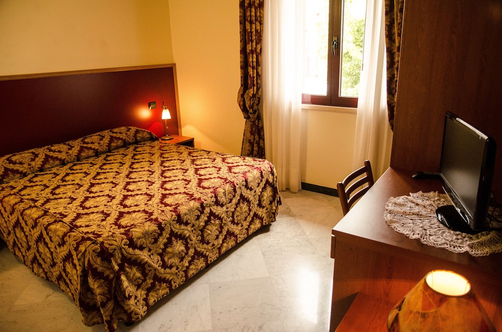 Photo of Bedroom in Nogarole Rocca