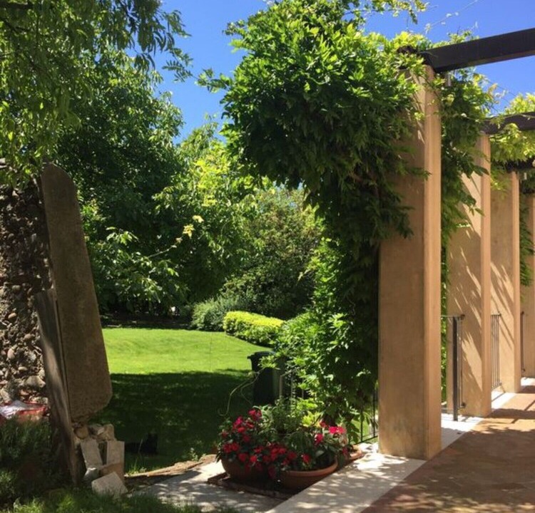 Photo of Outdoor in Sandra
