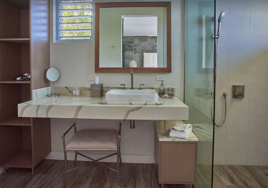 Photo of Bathroom in Runaway Bay