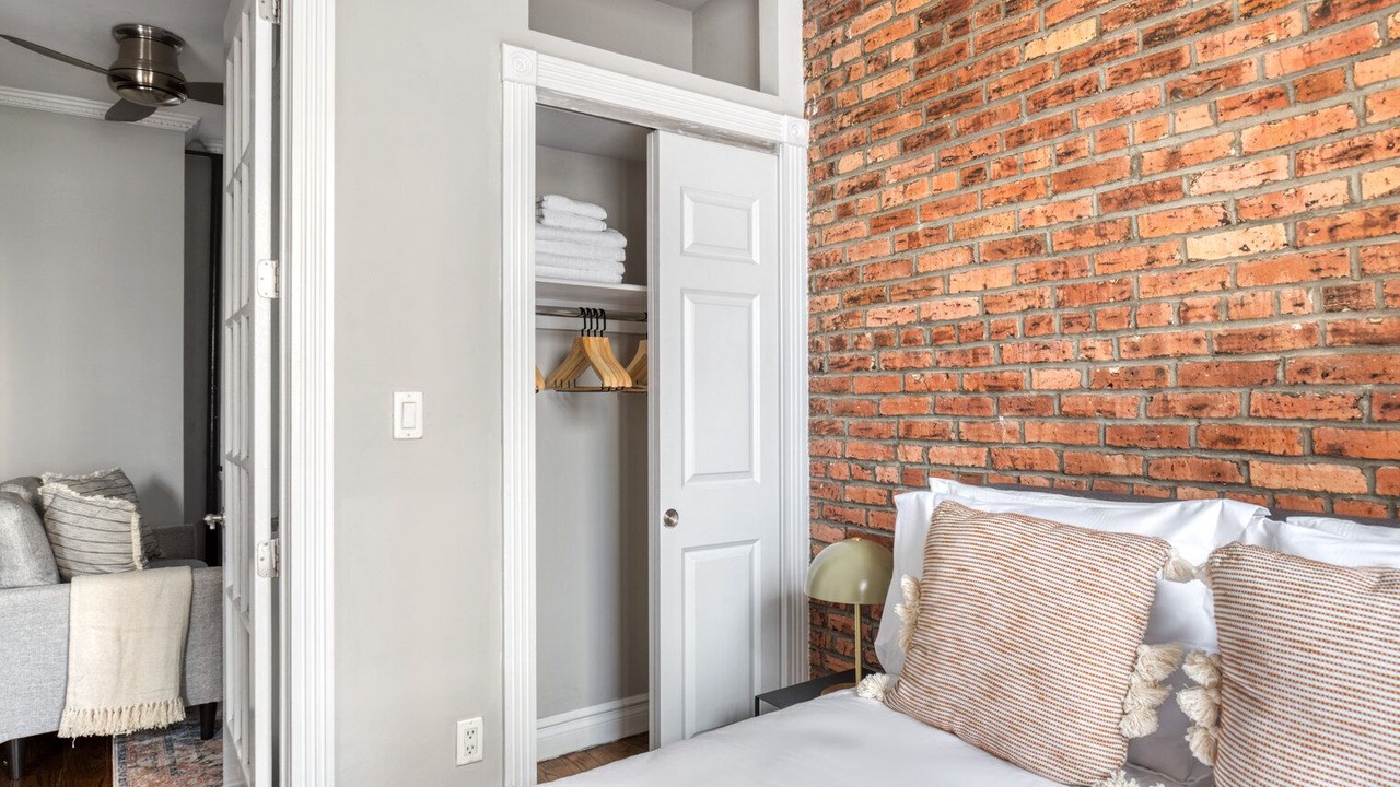 Photo of Bedroom in Tudor City