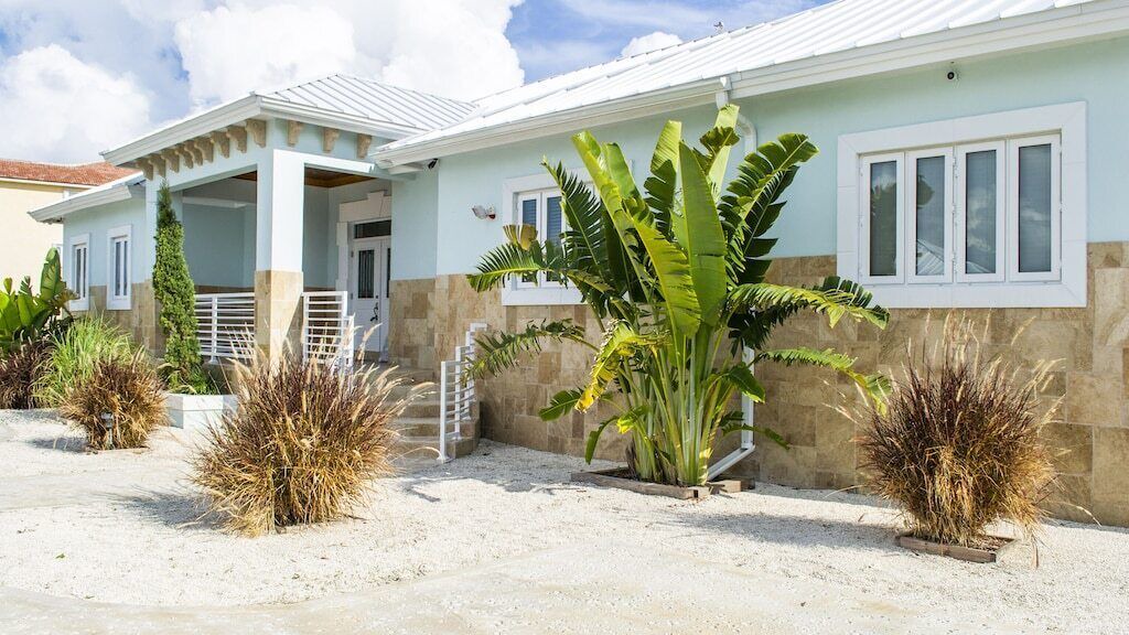 Photo of Others in Bahamas Terrace