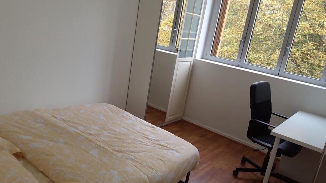 Photo of Bedroom in Antony
