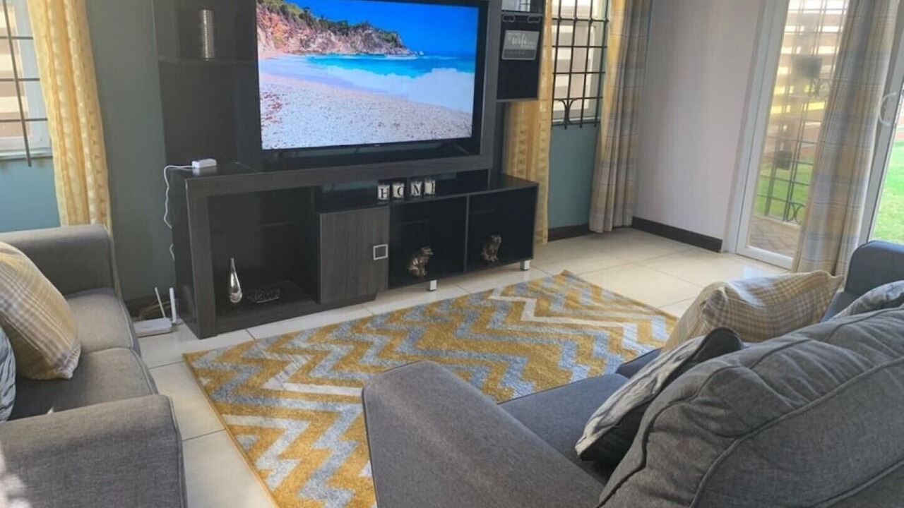 Photo of Livingroom in Portmore