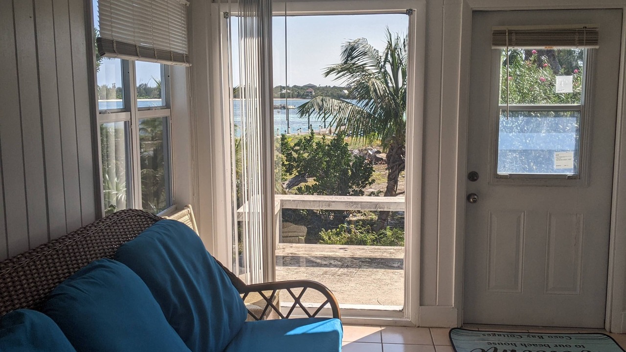 Photo of Bedroom in Green Turtle Cay