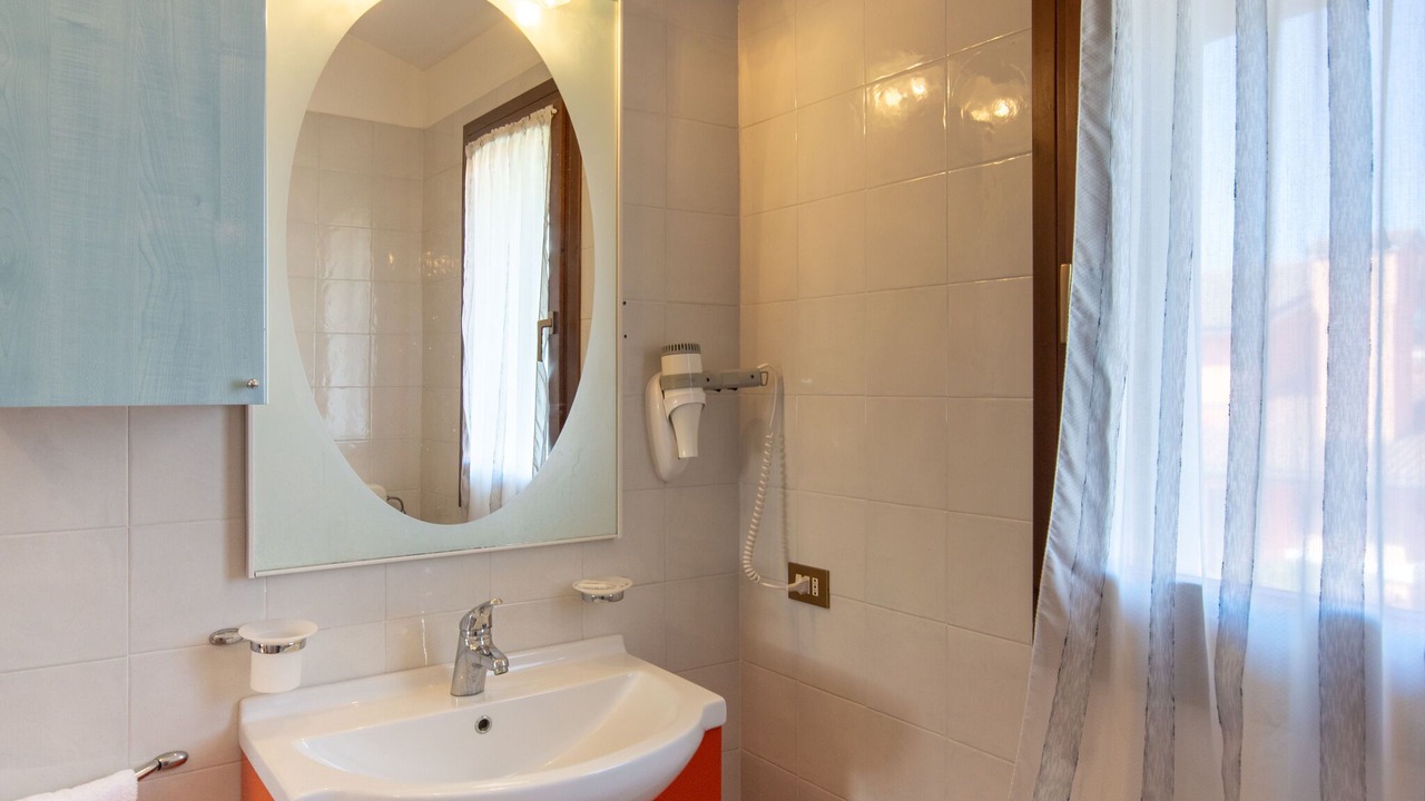 Photo of Bathroom in Isola Albarella