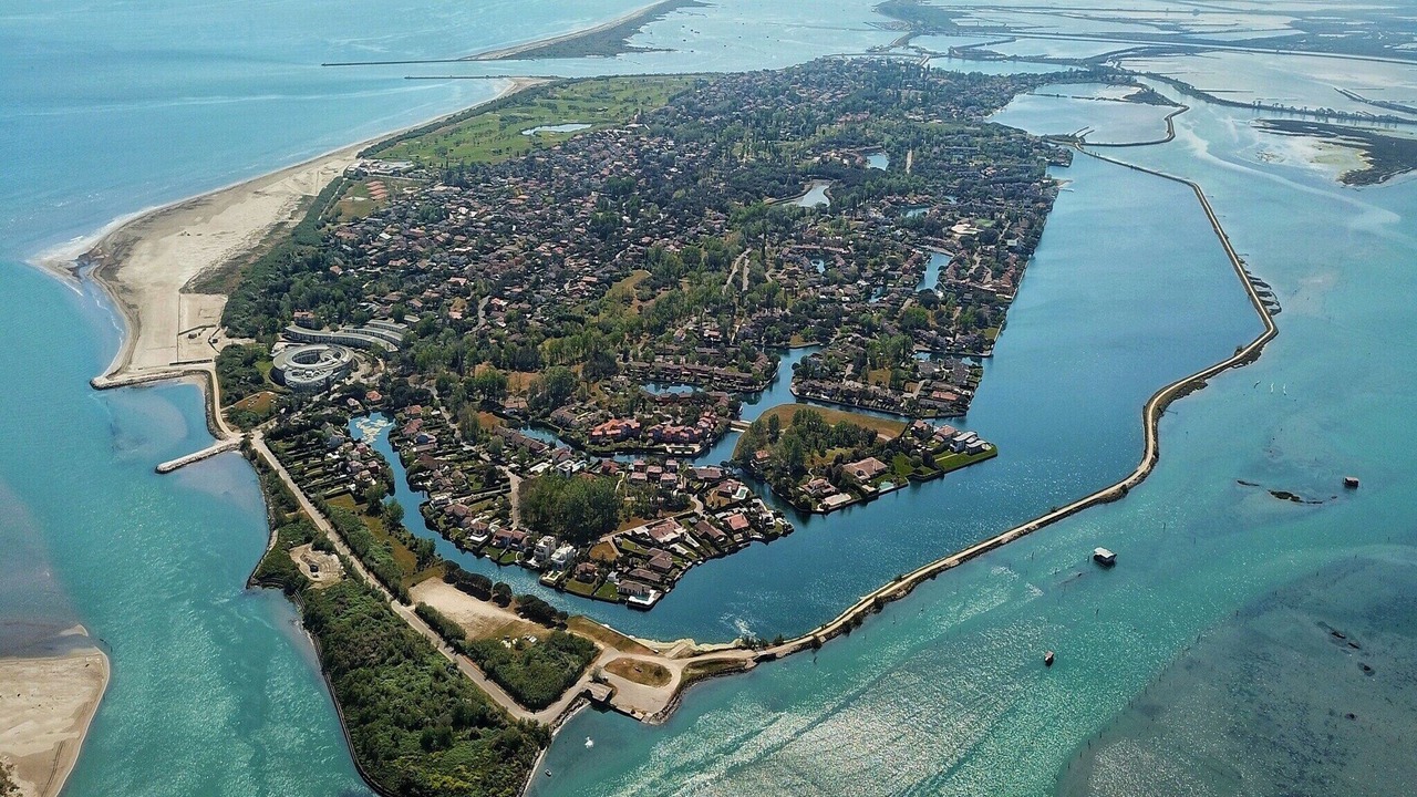 Photo of Others in Isola Albarella