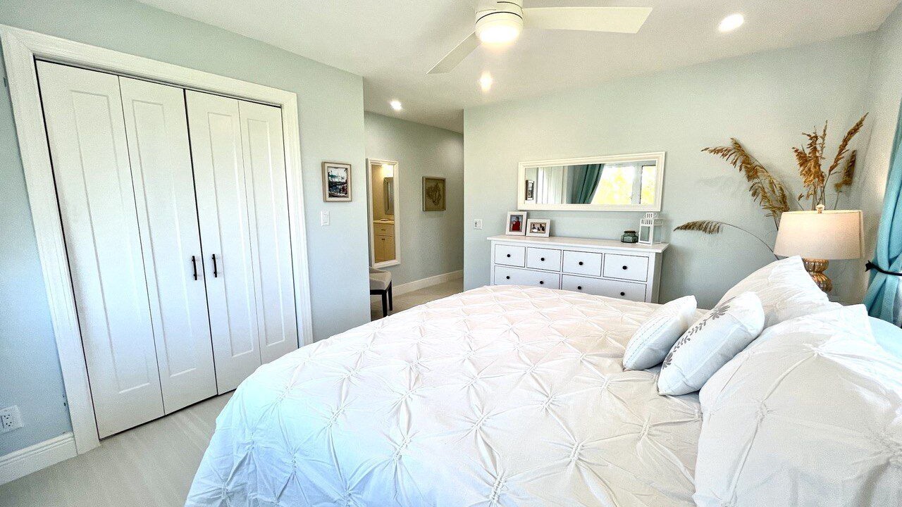 Photo of Bedroom in Treasure Cay