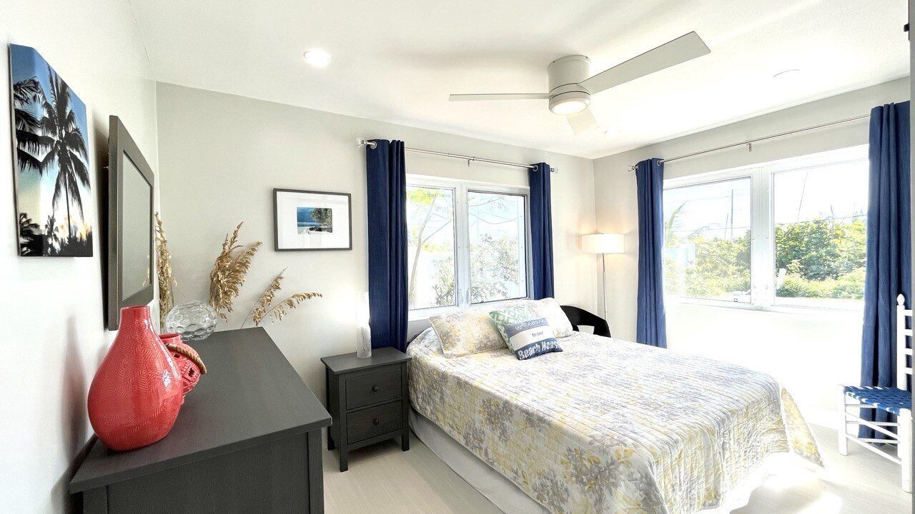 Photo of Bedroom in Treasure Cay