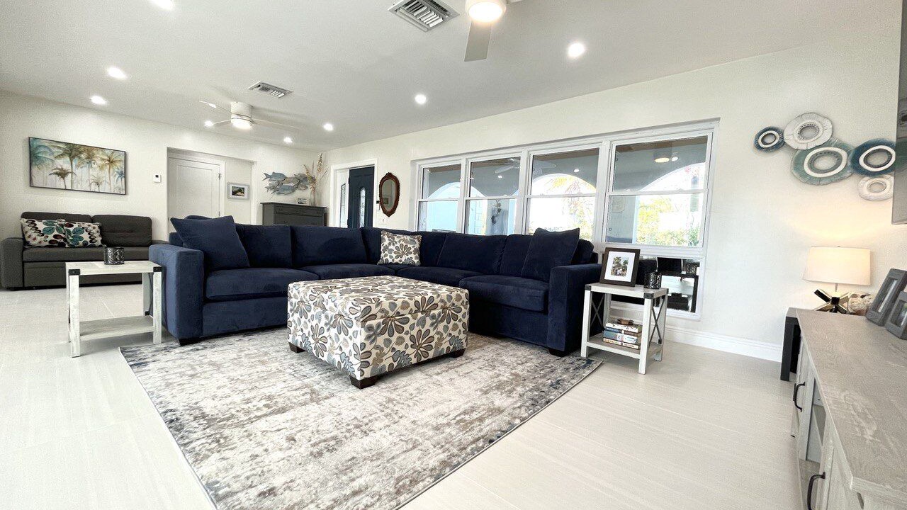 Photo of Livingroom in Treasure Cay