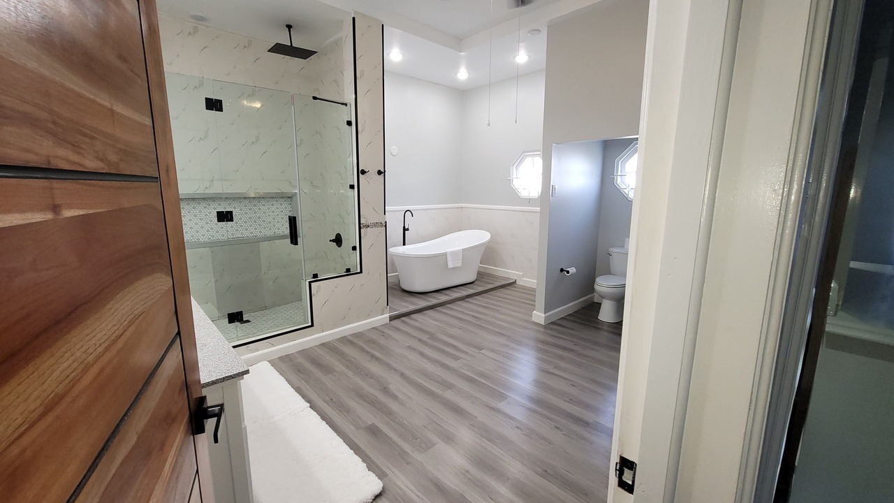 Photo of Bathroom in Savanna la Mar