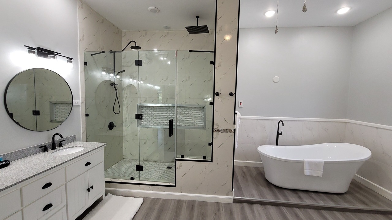 Photo of Bathroom in Savanna la Mar