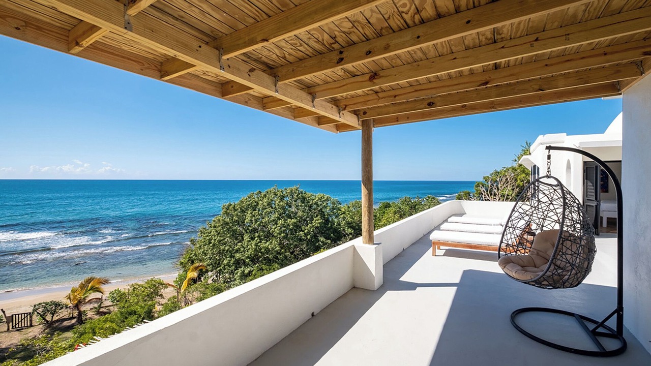 Photo of Patio Balcony in Treasure Beach
