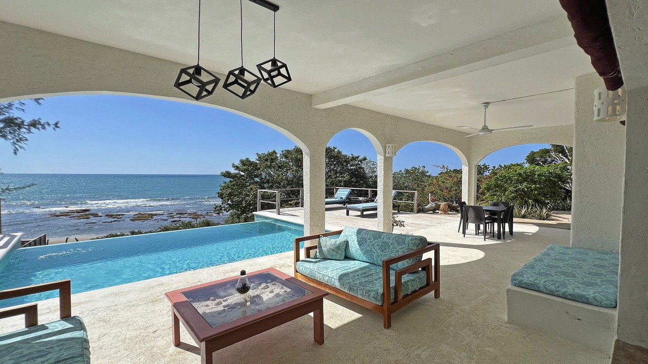Photo of Outdoor in Treasure Beach
