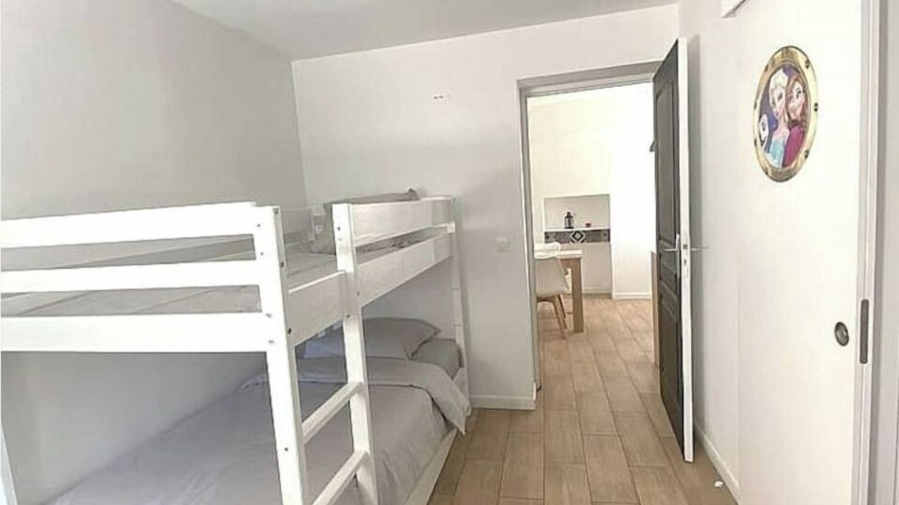 Photo of Bedroom in Esbly