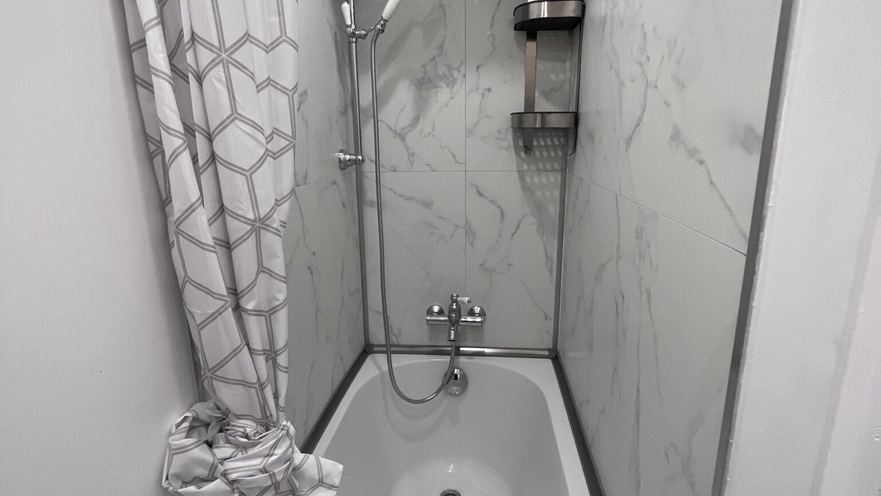Photo of Bathroom in Odeon
