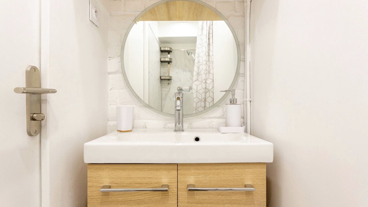 Photo of Bathroom in Odeon