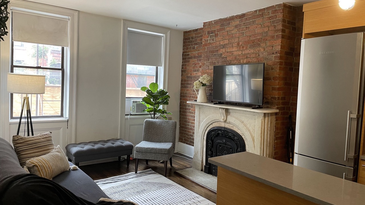 Photo of Livingroom in Alphabet City