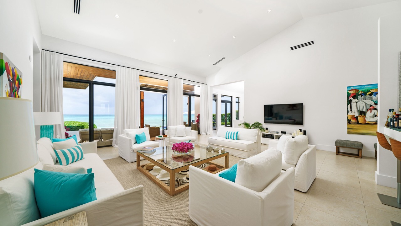 Photo of Livingroom in Alice Town