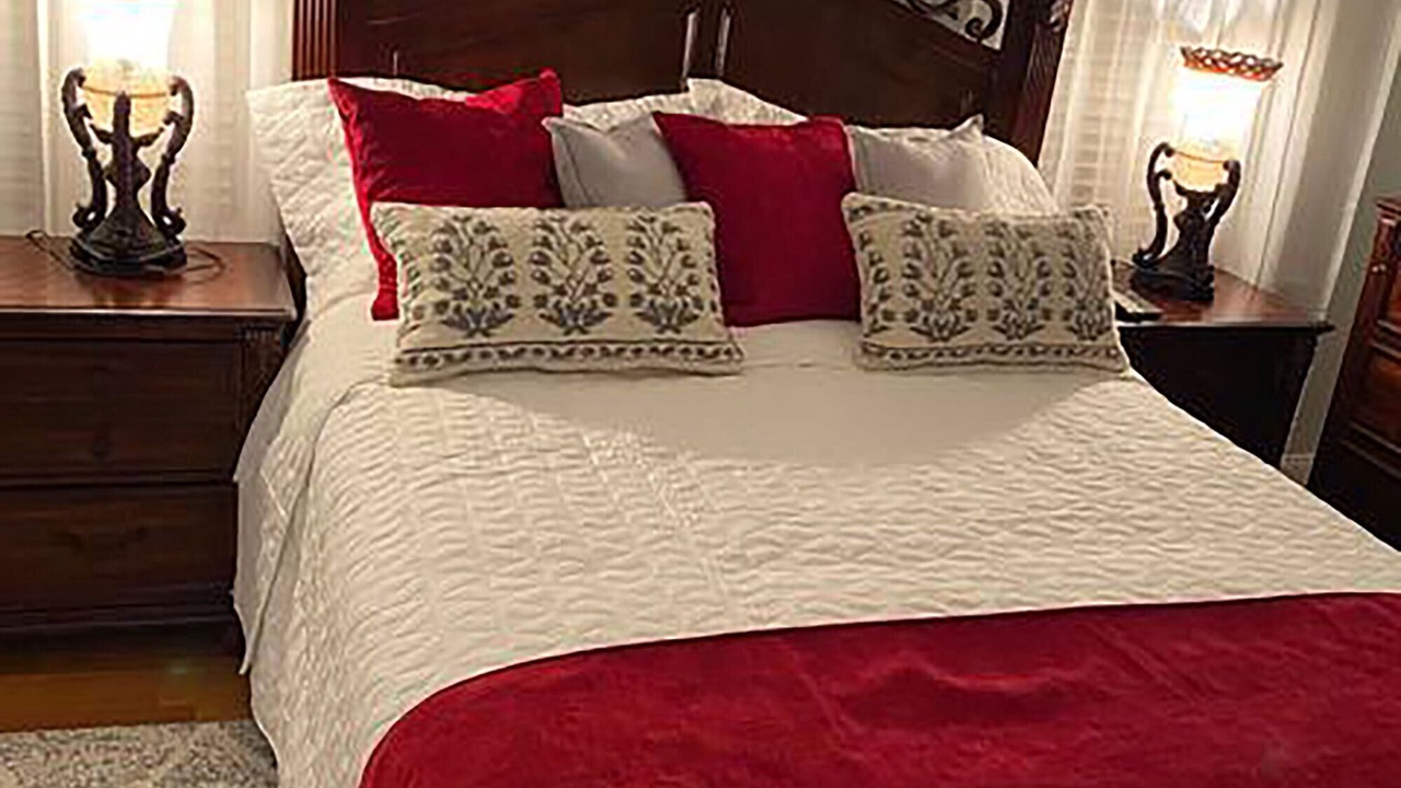 Photo of Bedroom in Marine Park