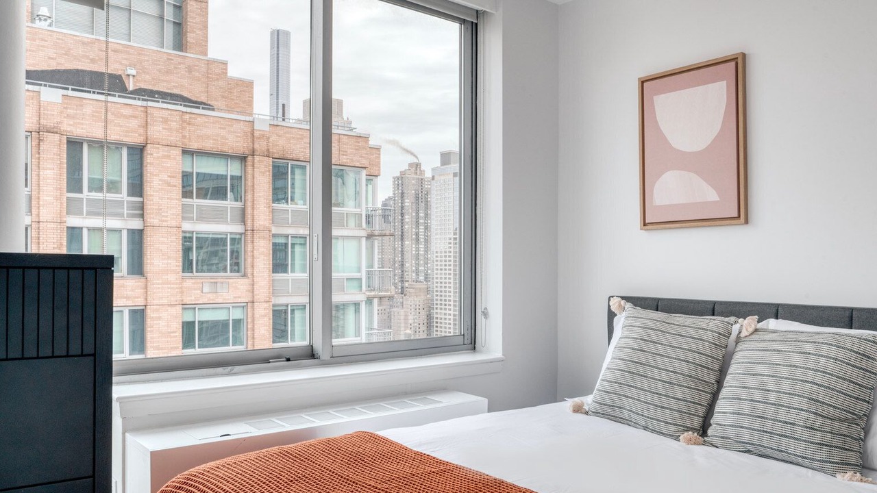 Photo of Bedroom in Lincoln Square