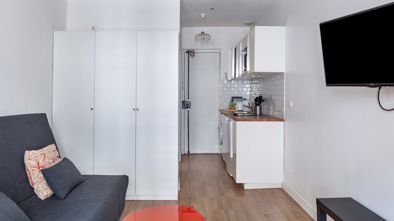 Photo of Livingroom in 8th Arrondissement