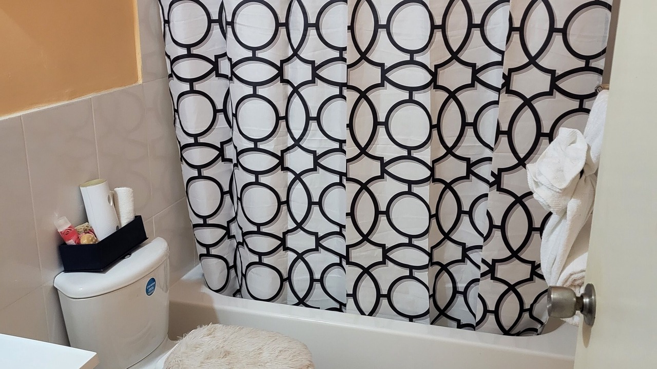 Photo of Bathroom in Spanish Town