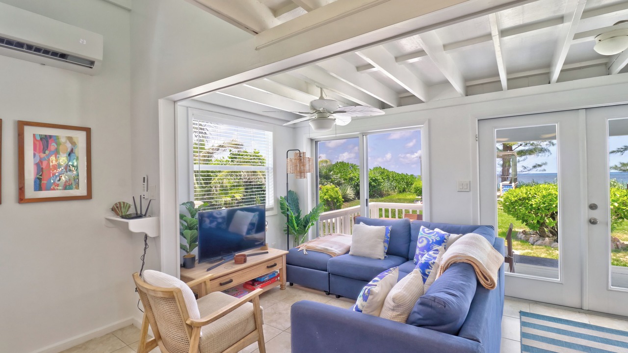Photo of Livingroom in Great Guana Cay