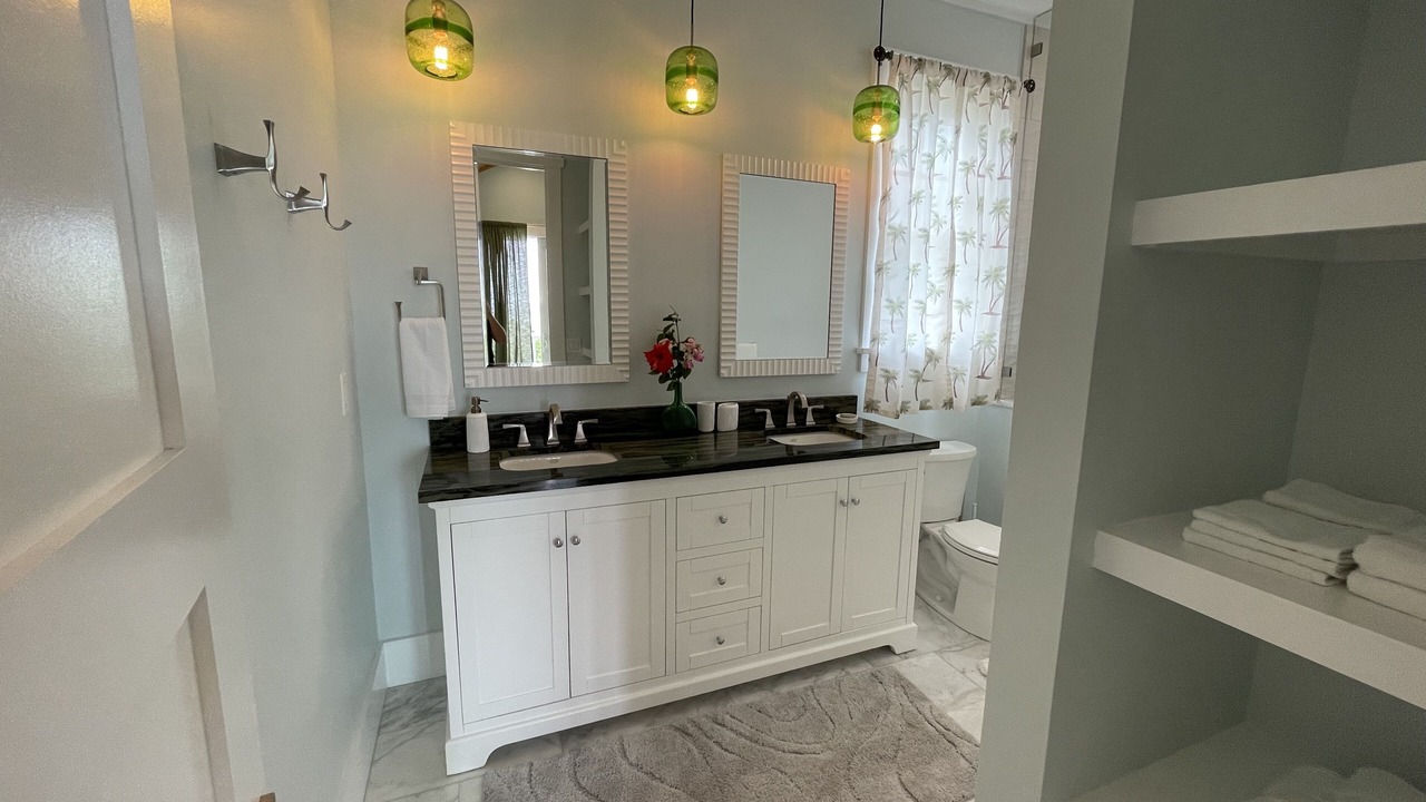 Photo of Bathroom in Hope Town