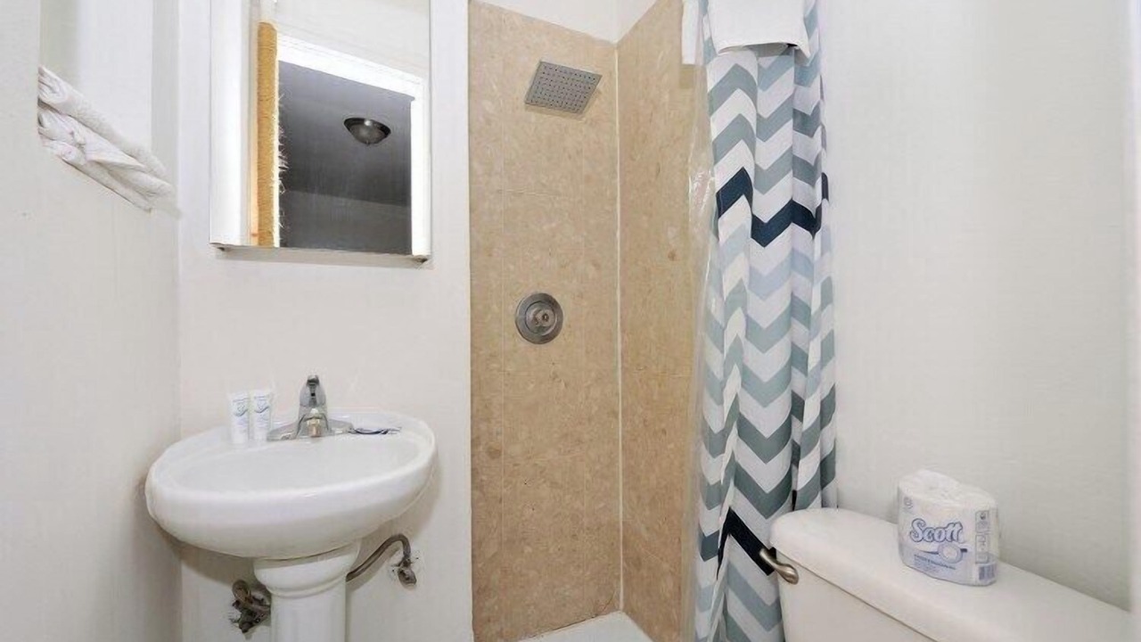 Photo of Bathroom in Sutton Place