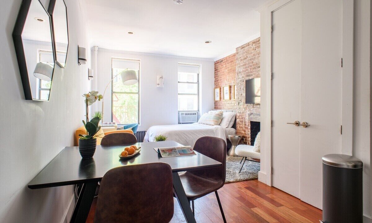 Photo of Bedroom in Peter Cooper Village