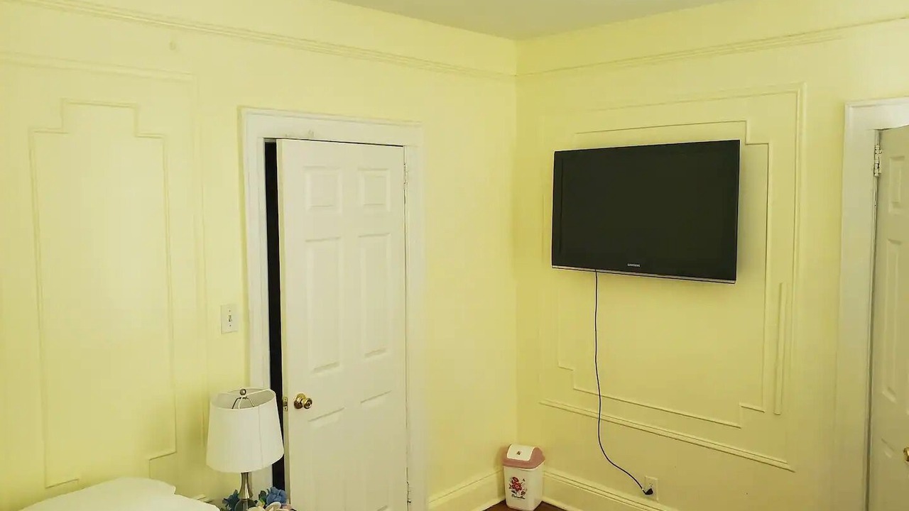 Photo of Bedroom in Canarsie