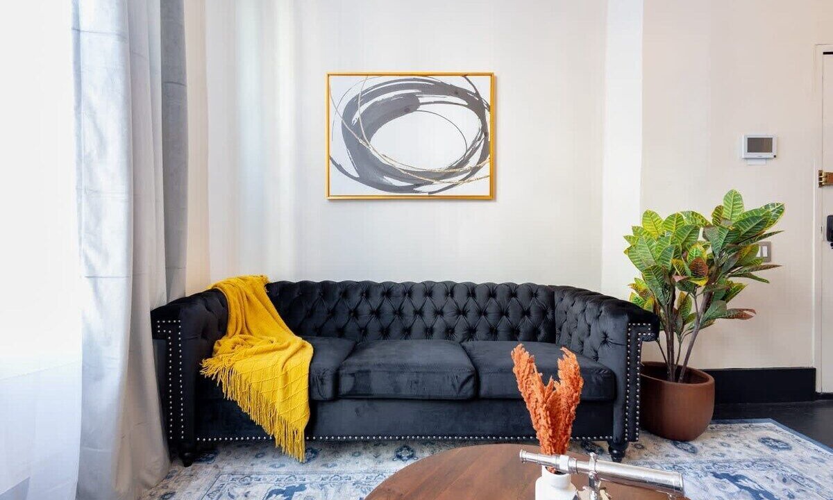 Photo of Livingroom in Ukrainian Village