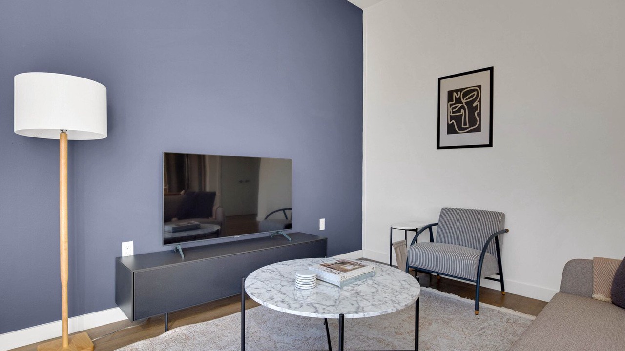 Photo of Livingroom in Manhattan Valley