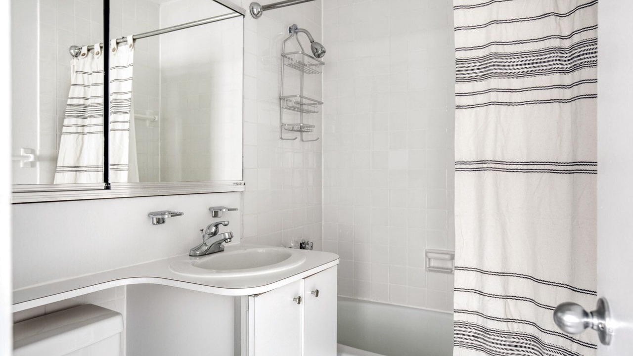 Photo of Bathroom in Kips Bay