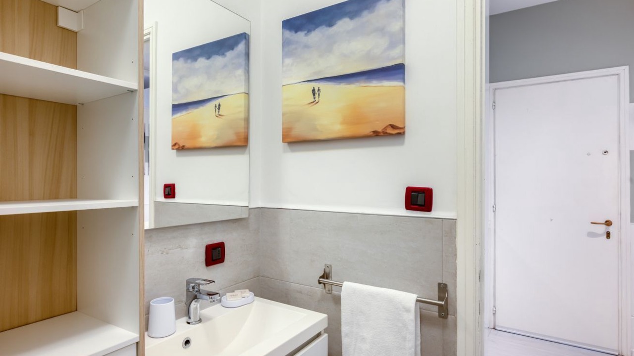 Photo of Bathroom in Historic Centre