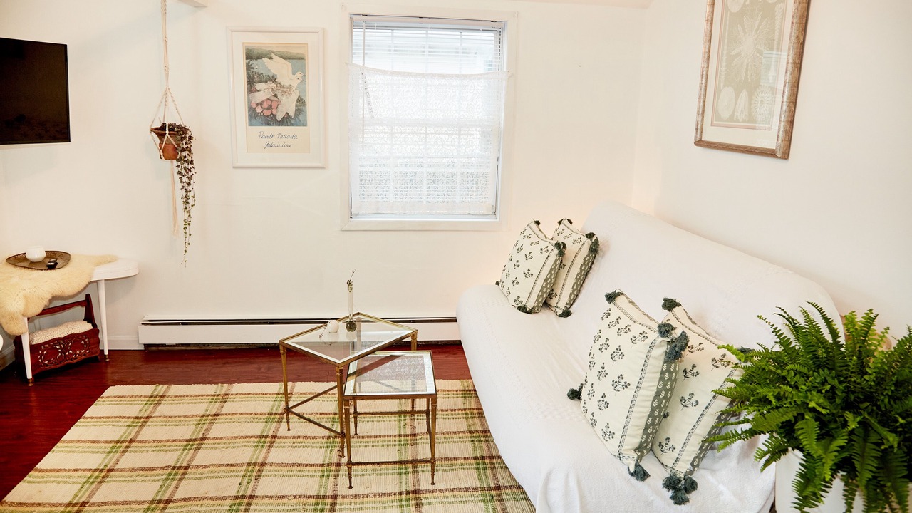 Photo of Livingroom in Queens