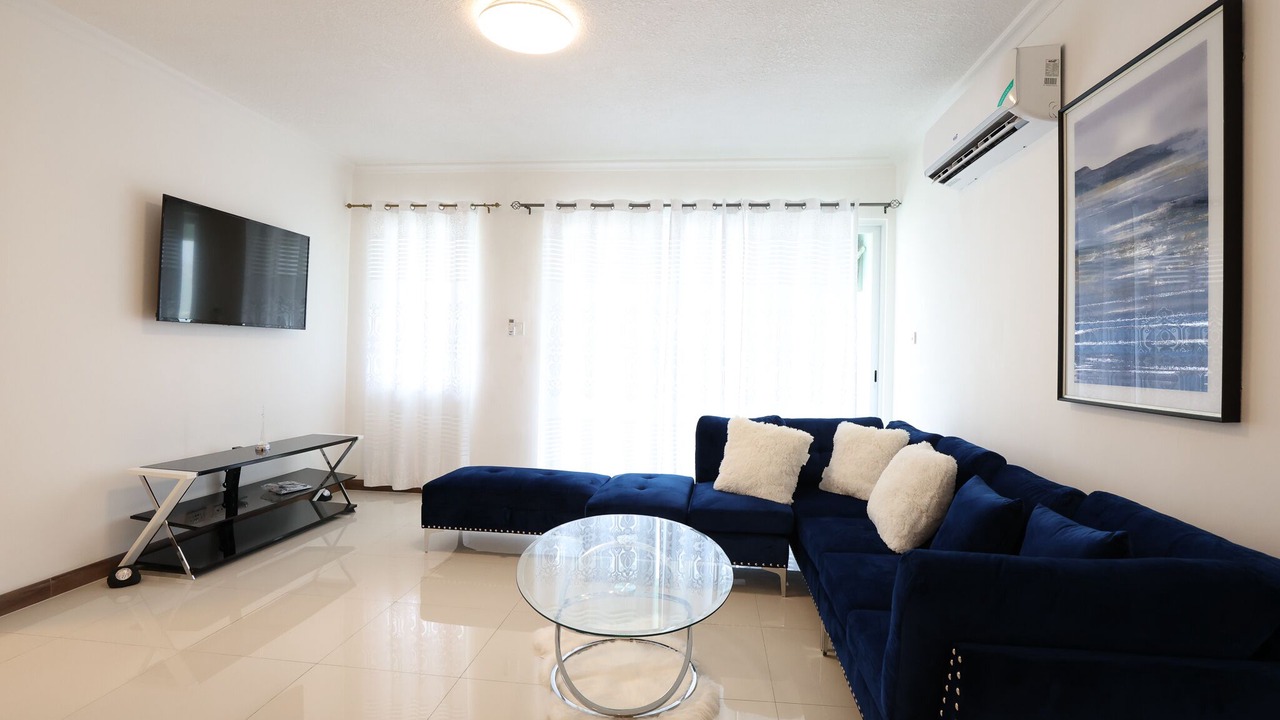 Photo of Livingroom in Eden Gardens