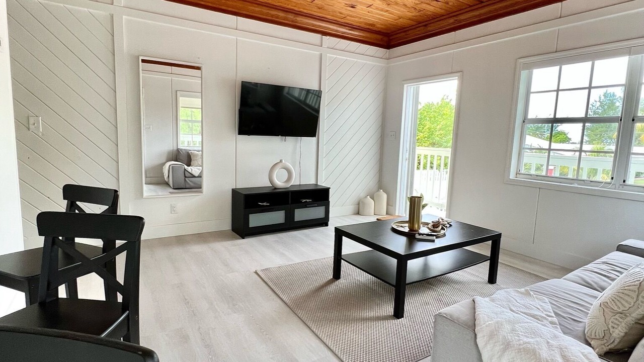 Photo of Livingroom in Alice Town